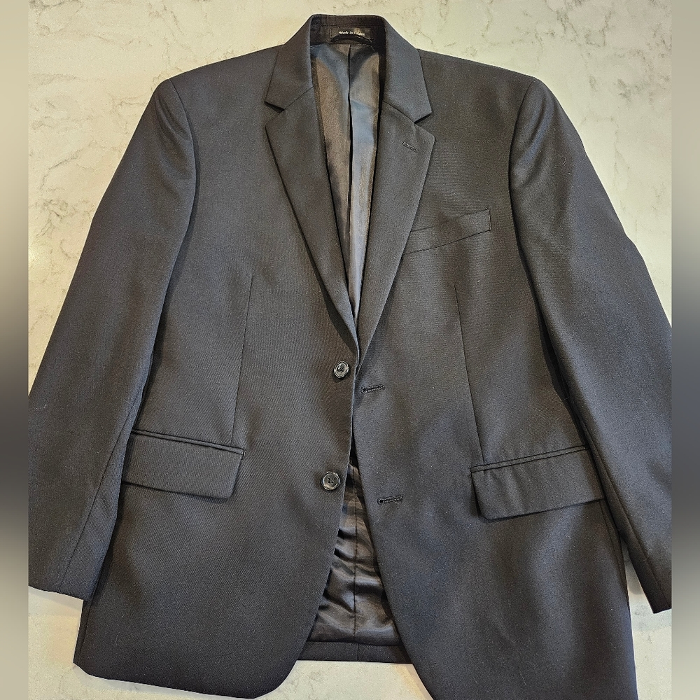 Michael Kors 38R Suit